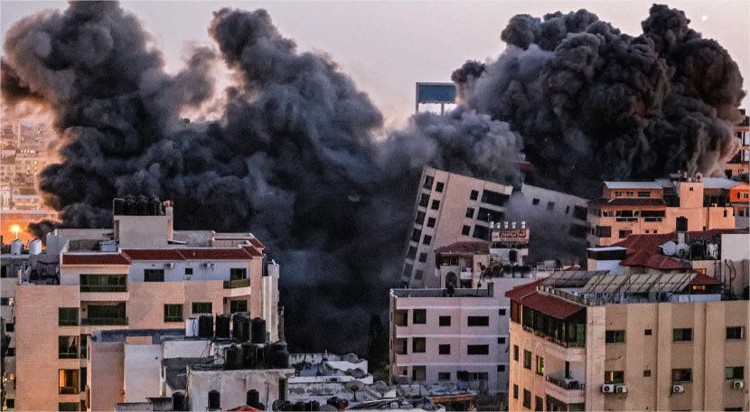 O PAPA: PAREM AS ARMAS, O TERRORISMO E A GUERRA NÃO LEVAM A NENHUMA&nbsp;SOLUÇÃO